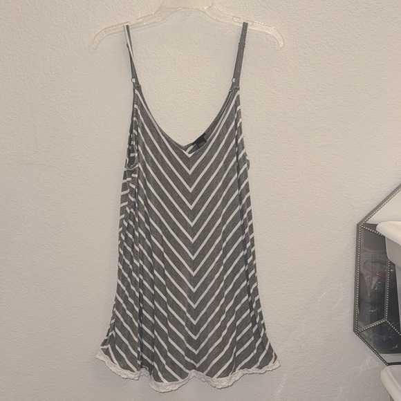 Torrid Striped Lace Hem Gray Cami Tank Top Shirt Size 2X - Picture 2 of 4